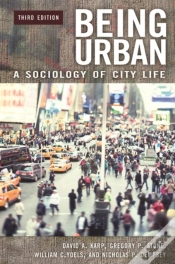Capa do artigo Being Urban