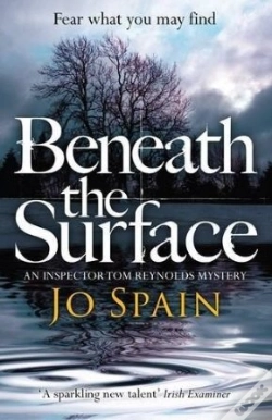 Capa do artigo Beneath The Surface