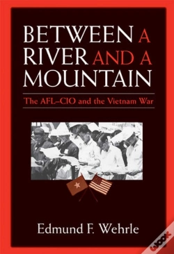 Capa do artigo Between A River And A Mountain
