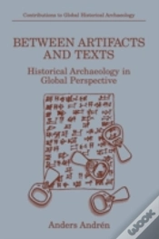 Capa do artigo Between Artifacts And Texts