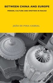 Capa do artigo Between China And Europe