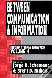 Capa do artigo Between Communication And Information