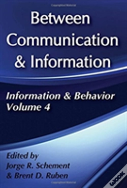 Capa do artigo Between Communication And Information