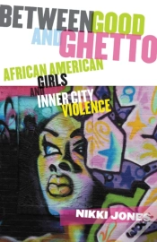 Capa do artigo Between Good And Ghetto