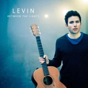 Capa do artigo Between the Lights - CD