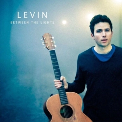 Capa do artigo Between the Lights - CD