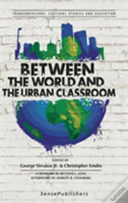 Capa do artigo Between The World And The Urban Classroom