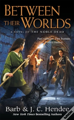 Capa do artigo Between Their Worlds