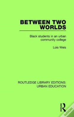 Capa do artigo Between Two Worlds