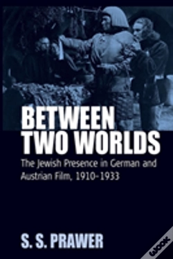 Capa do artigo Between Two Worlds