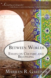 Capa do artigo Between Worlds