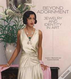 Capa do artigo Beyond Adornment