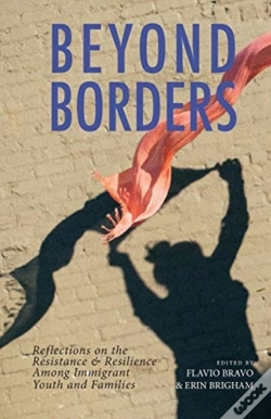 Capa do artigo Beyond Borders