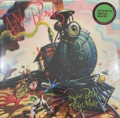 Capa do artigo Bigger, Better, Faster, More! - Vinil