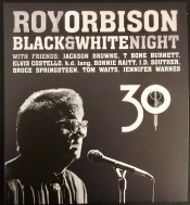 Capa do artigo Black & White Night 30 - DVD/BluRay