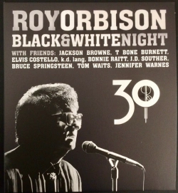 Capa do artigo Black & White Night 30 - DVD/BluRay