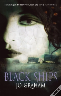 Capa do artigo Black Ships