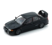 Capa do artigo BM Creations Mitsubishi Lancer EVO IV Black RHD 1:64