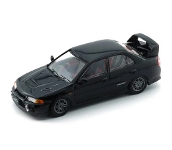 Capa do artigo BM Creations Mitsubishi Lancer EVO IV Black RHD 1:64