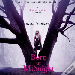 Capa do artigo Born At Midnight