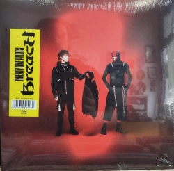 Capa do artigo Breach - Vinil