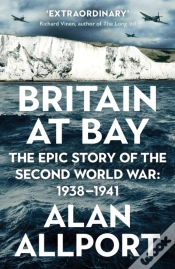 Capa do artigo Britain At Bay