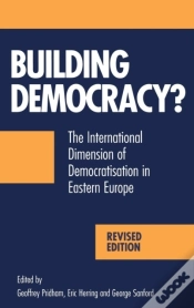 Capa do artigo Building Democracy?