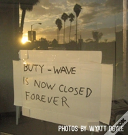 Capa do artigo Buty-Wave Is Now Closed Forever
