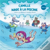 Camille Nage À La Piscine