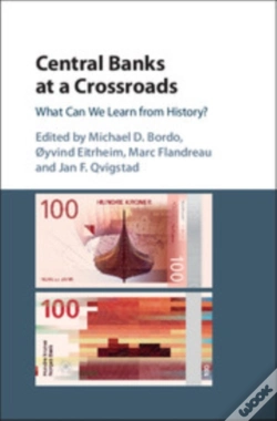Capa do artigo Central Banks At A Crossroads