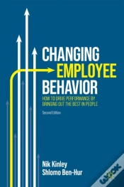 Capa do artigo Changing Employee Behavior