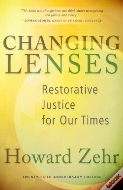 Capa do artigo Changing Lenses