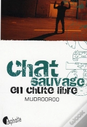 Chat Sauvage En Chute Libre