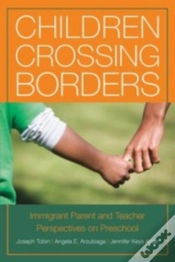 Capa do artigo Children Crossing Borders