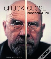 Capa do artigo Chuck Close: Photographer /Anglais