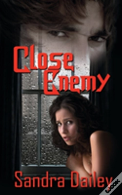Capa do artigo Close Enemy
