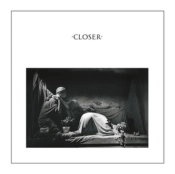 Capa do artigo Closer - Vinil