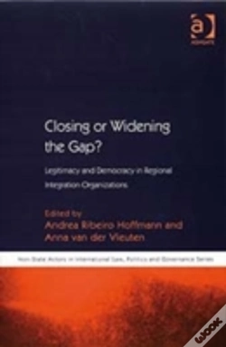 Capa do artigo Closing Or Widening The Gap?