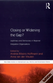 Capa do artigo Closing Or Widening The Gap?