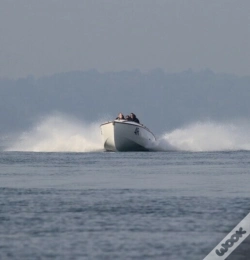 Capa do artigo Coastal Motor Boats
