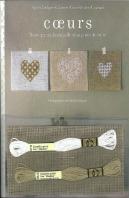 Coeurs ; Broderie Traditionnelle Et Au Point De Croix