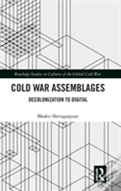 Capa do artigo Cold War Assemblages