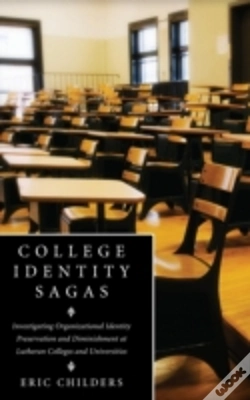 Capa do artigo College Identity Sagas
