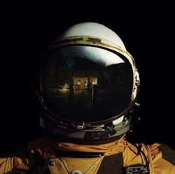 Capa do artigo Coming Home - CD