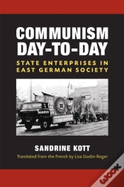 Capa do artigo Communism Day-To-Day