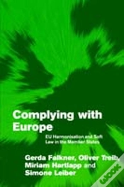 Capa do artigo Complying With Europe