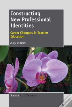 Capa do artigo Constructing New Professional Identities