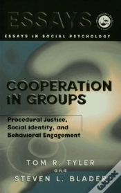 Capa do artigo Cooperation In Groups