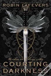 Capa do artigo Courting Darkness