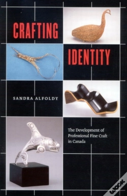 Capa do artigo Crafting Identity